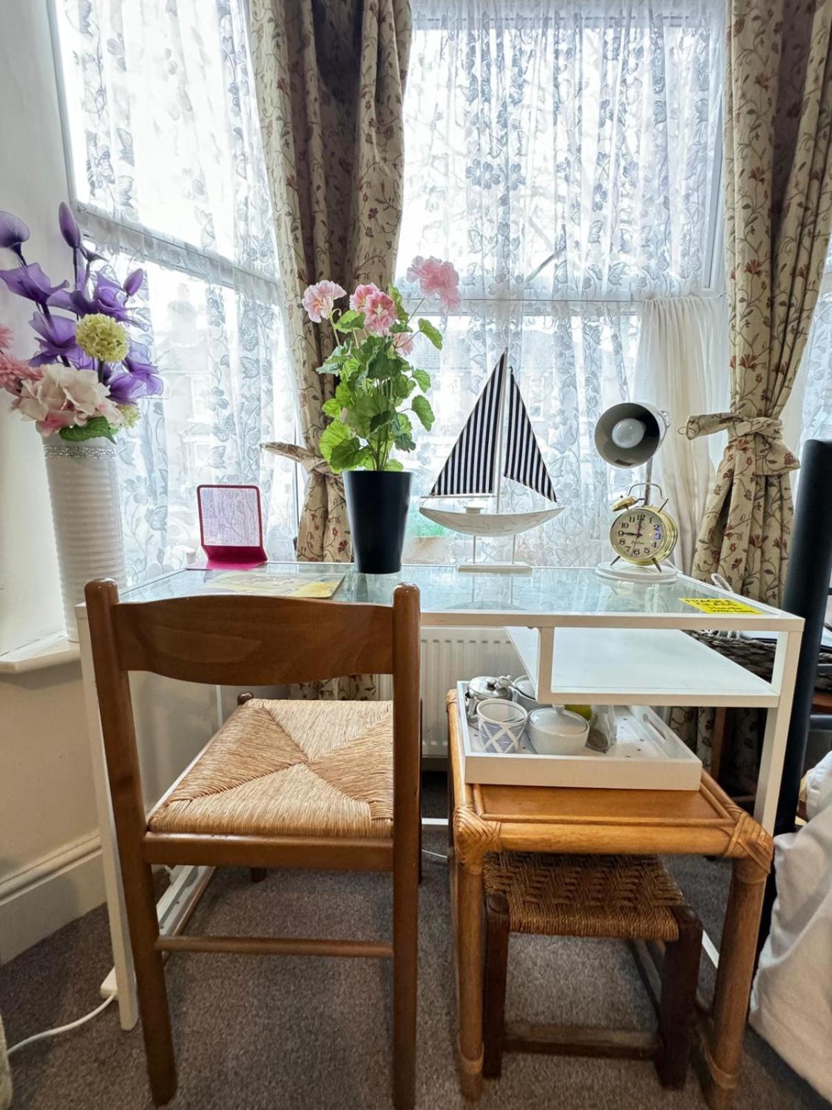 Big Private Room In Town Centre إيستلي المظهر الخارجي الصورة